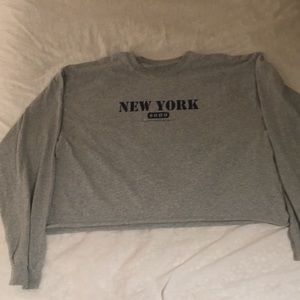 Grey flowy long sleeve New York shirt